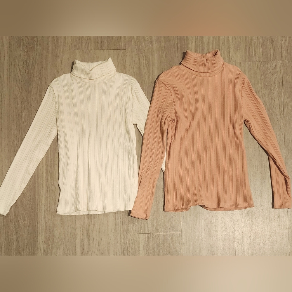 Zara (2 pieces) Ribbed Knit Turtleneck for Girls Size 10.